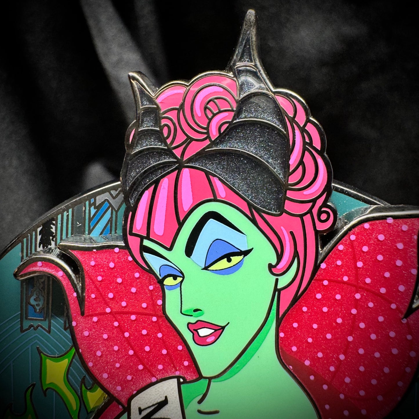 MISS LEFICENT FANTASY LIMITED EDITION PIN