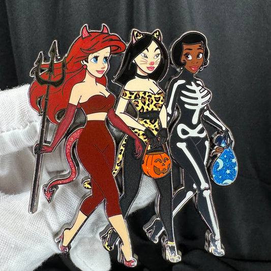 SOADA Profile Limited Edition Pin HALLOWEEN GIRLS